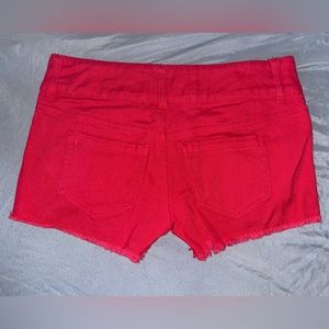 Red Short, Shorts